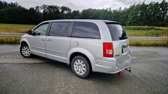Chrysler Voyager Town Country 3,3 - 3
