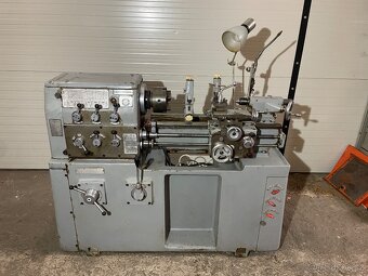 Malý litinový soustruh SN250/500 + kompletní příslušenství. - 3