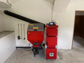 Prodám rodinný dům, nebo vyměním za byt ve městě s doplatkem - 3