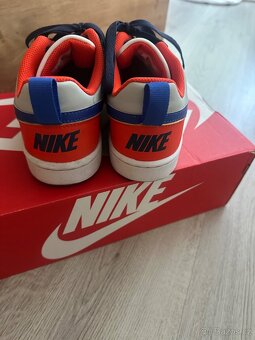 TENISKY NIKE VEL.40 - 3