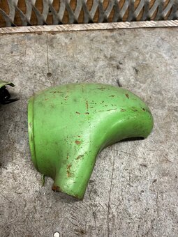 Přední maska/kaplička Jawa pionýr 555 - 3