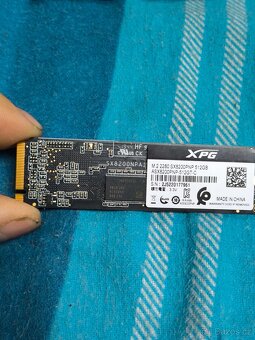 Prodám SSD M2 XPG SX8200 Pro M.2 512 GB PCI Express 3.0 3D T - 3