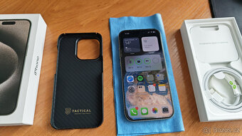 Iphone 15 pro 128GB natural titanium - baterie 94% - 3