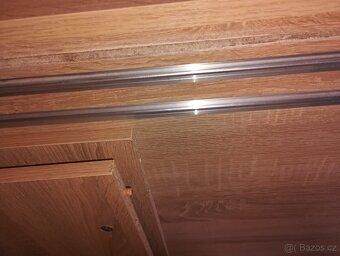 Velká šatní skříň - 3