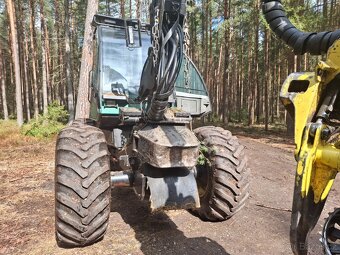 Prodám harvestor 770d - 3