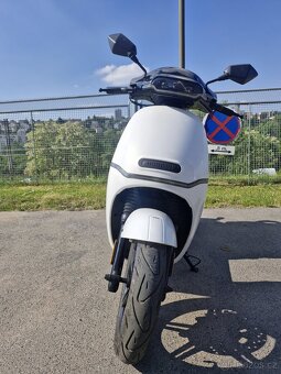 Horwin EK3 bílý - 3