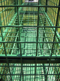 Ocelová klec na dřevo, sklad PB lahví - 3