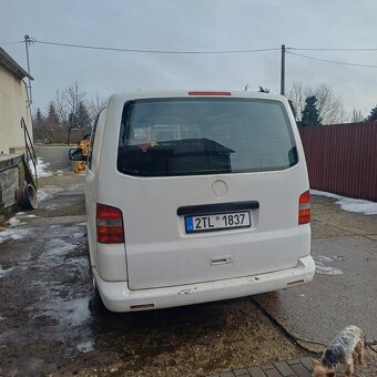 VW Transporter T5 1.9 TDI 63Kw 5 míst - 3