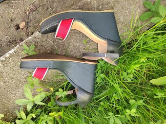 Boty Tommy Hilfiger č. 40 na vyšší platformě - 3