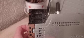 Autorádio originál - 3