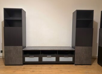 Skřínky a TV stolek Ikea - 3