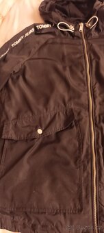 Jarní buda vel. S Tommy Hilfiger - 3