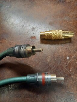 RCA Y Cinch kabely - 3