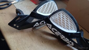 Acerbis uniko - 3