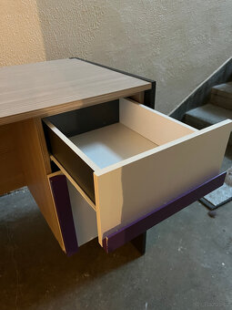 Dětský psací stůl 50 x 125, zelený/fialový 100,-Kč / ks - 3
