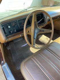 Plymouth Fury Sport Suburban Wagon 1972 - 3