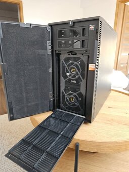 Fractal Design R4 - 3