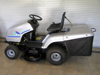 Prodám zahradní traktor LAWNBOSS 6015 H - 3