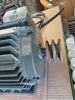 Elektromotor 4kw 2900ot - 3