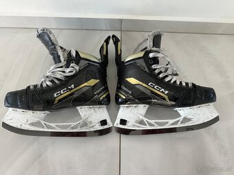 Hokejové Brusle CCM velikost 6 šíře D - 3