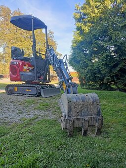 Minibagr XN 10-8 - 3