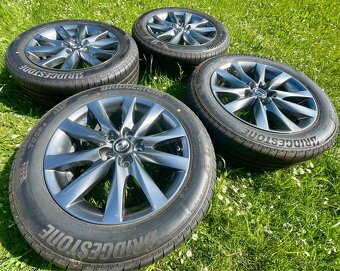 Letní sada Mazda 6: 7,5jx17 ET50 5x114,3 - 3