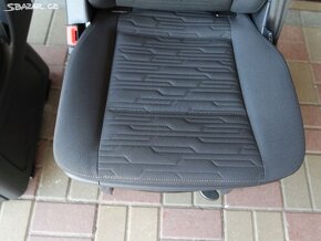 Prodam otočná sedadla VW T6 - 3