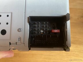 Originalni Radio s CD a bluetooth VW - 3