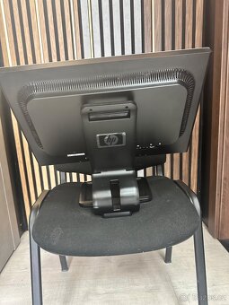 Monitor HP Compaq LA2205wg - 3