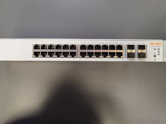 HPE Switch 24p Gigabit 4p SFP+ 1930 (JL682A) - 3