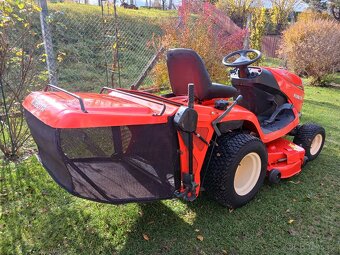 Zahradní traktor Kubota GR 2120 pohon kol 4x4 - 3
