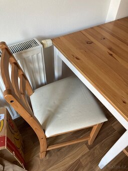 Stůl a židle - 3