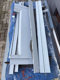 Střešní okno výklopné 800 x 1400 - 3