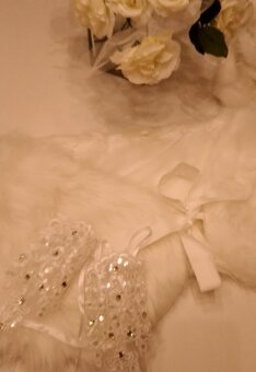 SVATEBNÍ RUKAVIČKY PELERÍNKY ŠTOLY MASKY NEJEN PRO NEVĚSTY - 3