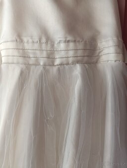 Šatičky vel. 128, 7-8 let - 3