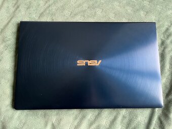 ASUS ZenBook 14 - 3