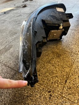 Světlomet Renault Trafic - 3