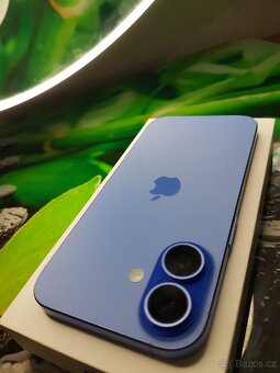 Iphone 16, 100% Baterie - 3