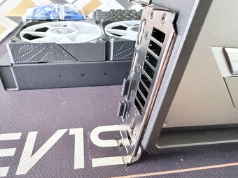 Asus ROG Astral LC rtx 5090 32gb - 3
