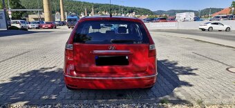 Hyundai i30 kombi, 1,6 CRDI 85KW - 3