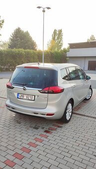 Opel Zafira C 2.0 CDTi Cosmo, ČR, nehav. , 5 + 2 míst, - 3
