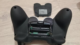 2x Logitech Wireless F710 GamePad - 3