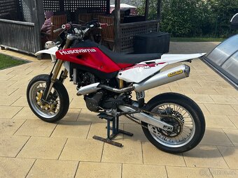 Husqvarna sm 610 najeto 6 840 km - 3