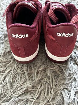 Trendy Adidas 44 - 3