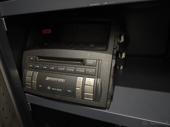 Mitsubishi autorádio - 3