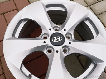 středové krytky Hyundai 68mm-62mm - 3