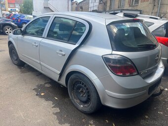 Díly opel astra - 3