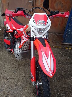 Beta Xtrainer 300 2T MY 2018 - 3