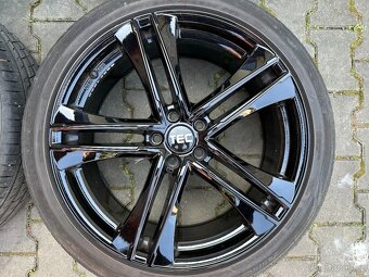 ALU TEC - 245/40 R20 - 3