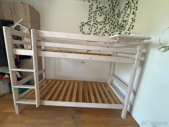 Prodám patrovou postel 90 x 200 cm z masivu - 3